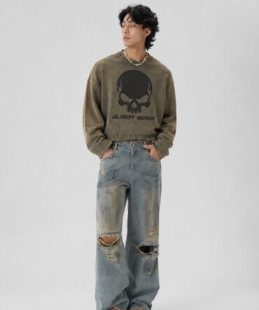 Vintage skull Crew  Knit Pullover